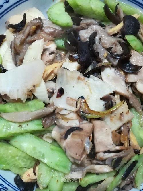 理性吃瓜菌,揭秘网络舆论背后的真相与理性思考