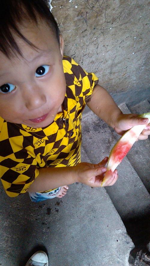 吃瓜喜欢弟弟,探寻吃瓜爱好者对弟弟的偏爱之谜