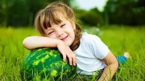 王心悦吃瓜,揭秘娱乐圈幕后故事