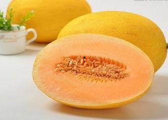 哈密瓜吃有一股药味儿,探寻瓜果中的独特风味