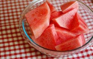 夏季经期可以吃小瓜,清凉调经，呵护女性健康