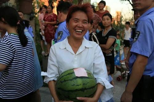 悦乐圈吃瓜,揭秘娱乐圈背后的那些事儿